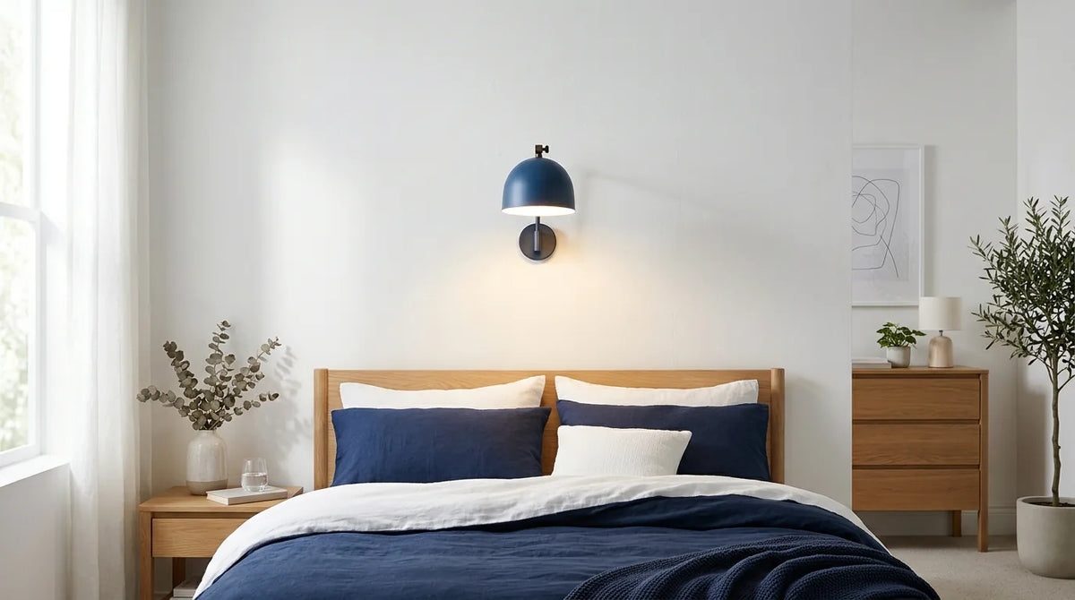 Appliques murales bleues