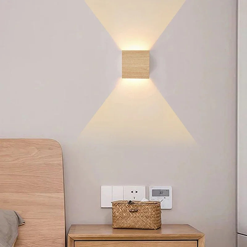 Applique Murale Bois LED – Haut-Bas Artistique