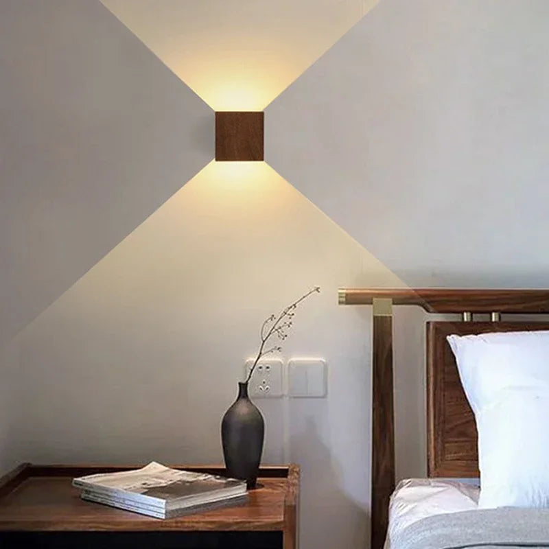 Applique Murale Bois LED – Haut-Bas Artistique