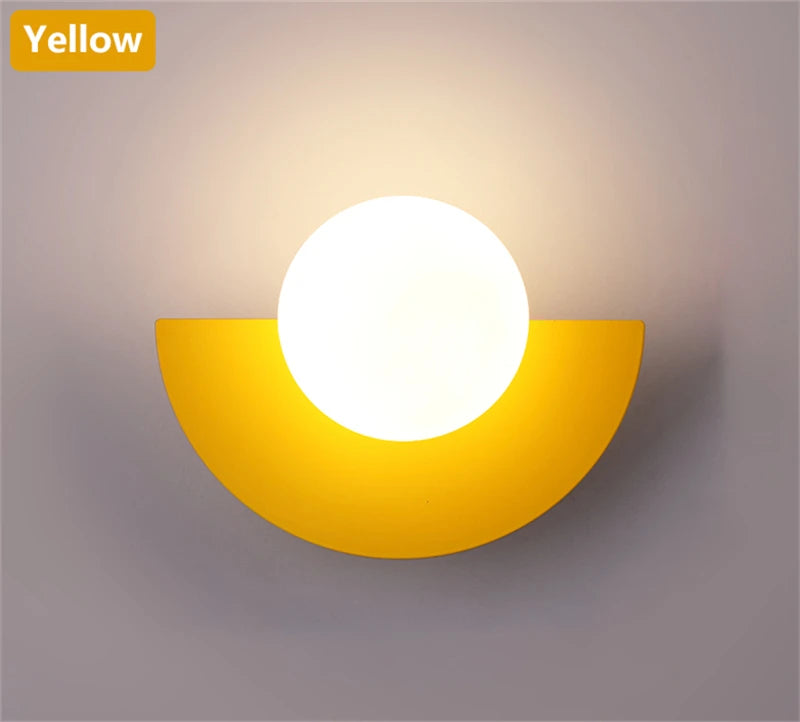 Applique Murale Boule Colorée – Déco LED Chambre & Couloir
