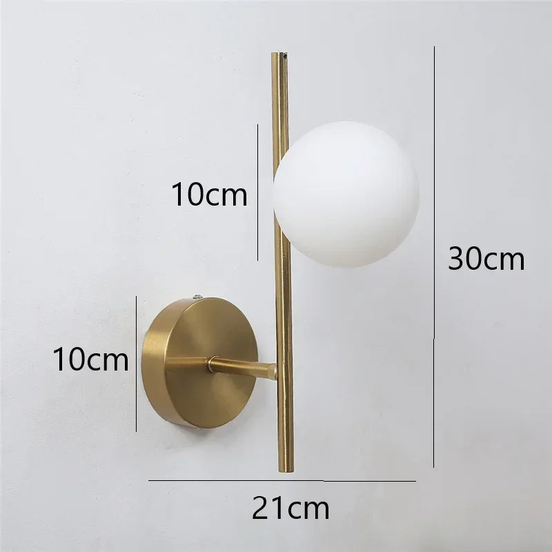 Applique Murale LED Dorée – Boules Verre Opalin G9
