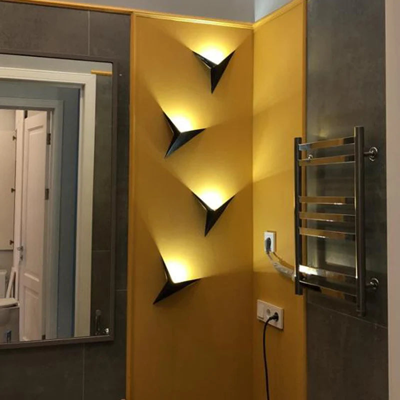Applique Murale Triangle – Minimaliste LED Nordique