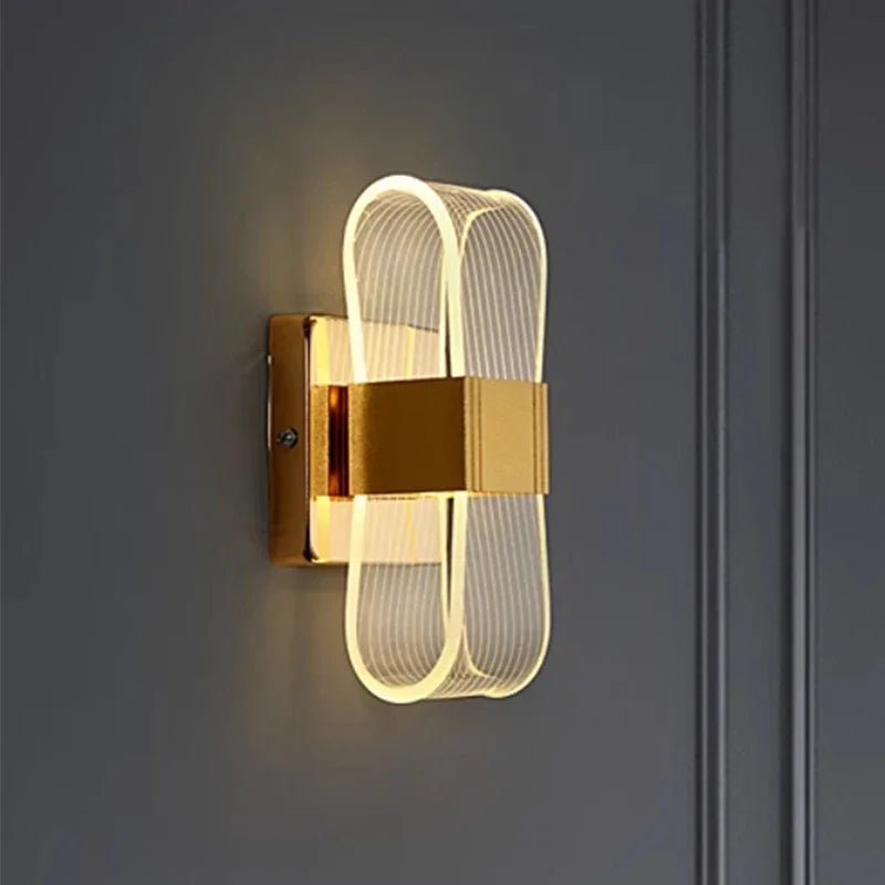 Applique murale LED moderne dorée
