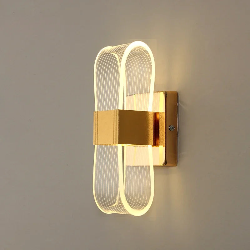 Applique murale LED moderne dorée