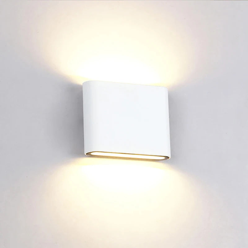 Applique murale LED moderne épuré