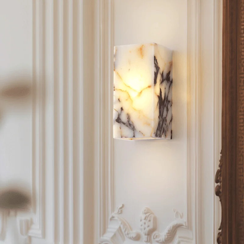 Applique murale pierre naturelle noire LED design luxe Art Déco