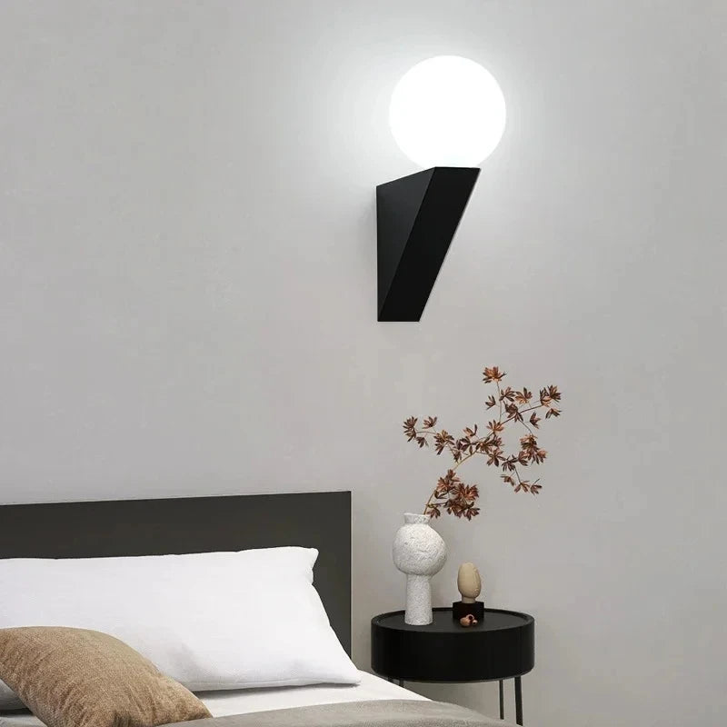 Lampe murale LED moderne noire et blanche