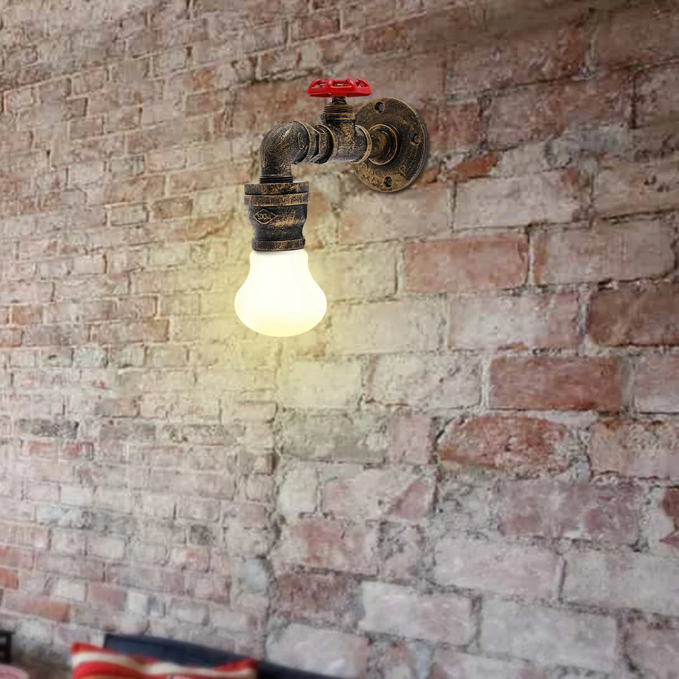 Lot de 2 appliques murales robinet