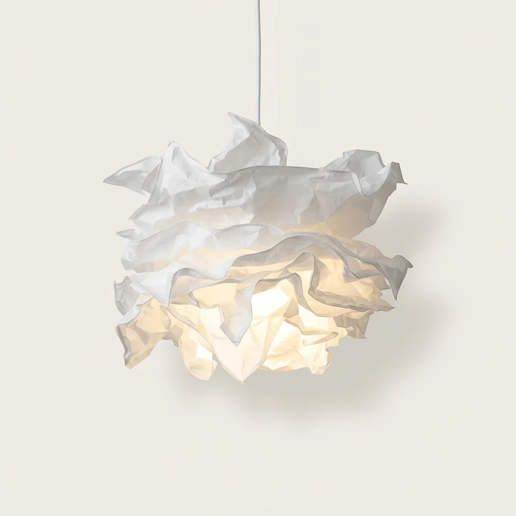 Abat-jour nuage en papier blanc froissé, allumé