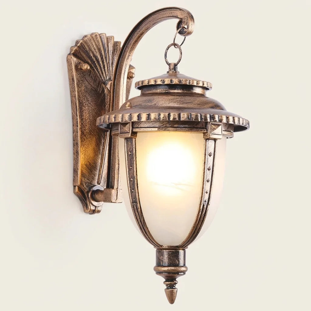 Applique extérieure lanterne urne bronze et verre givré, allumée