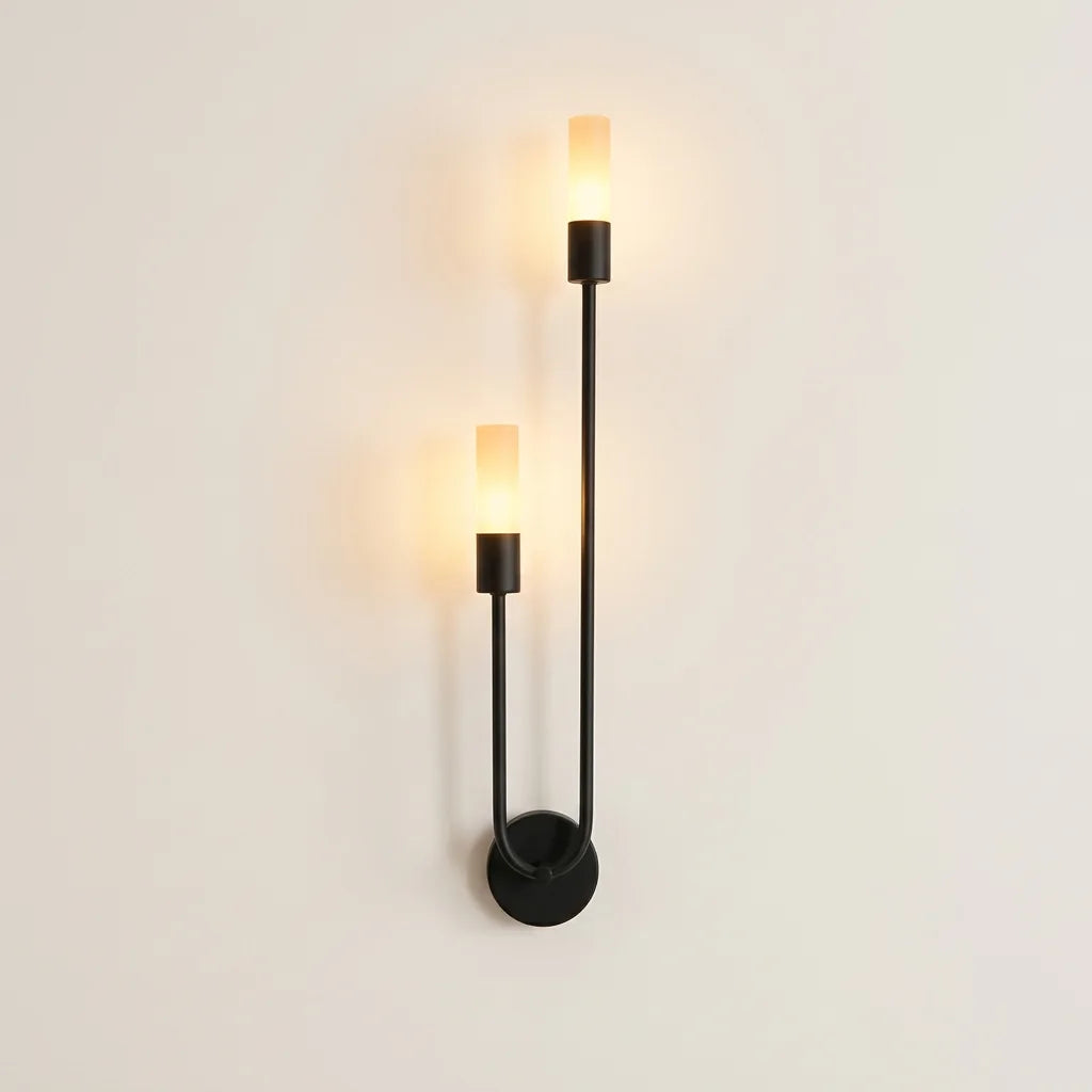 Applique murale LED art déco noire à deux tubes dépolis, allumée