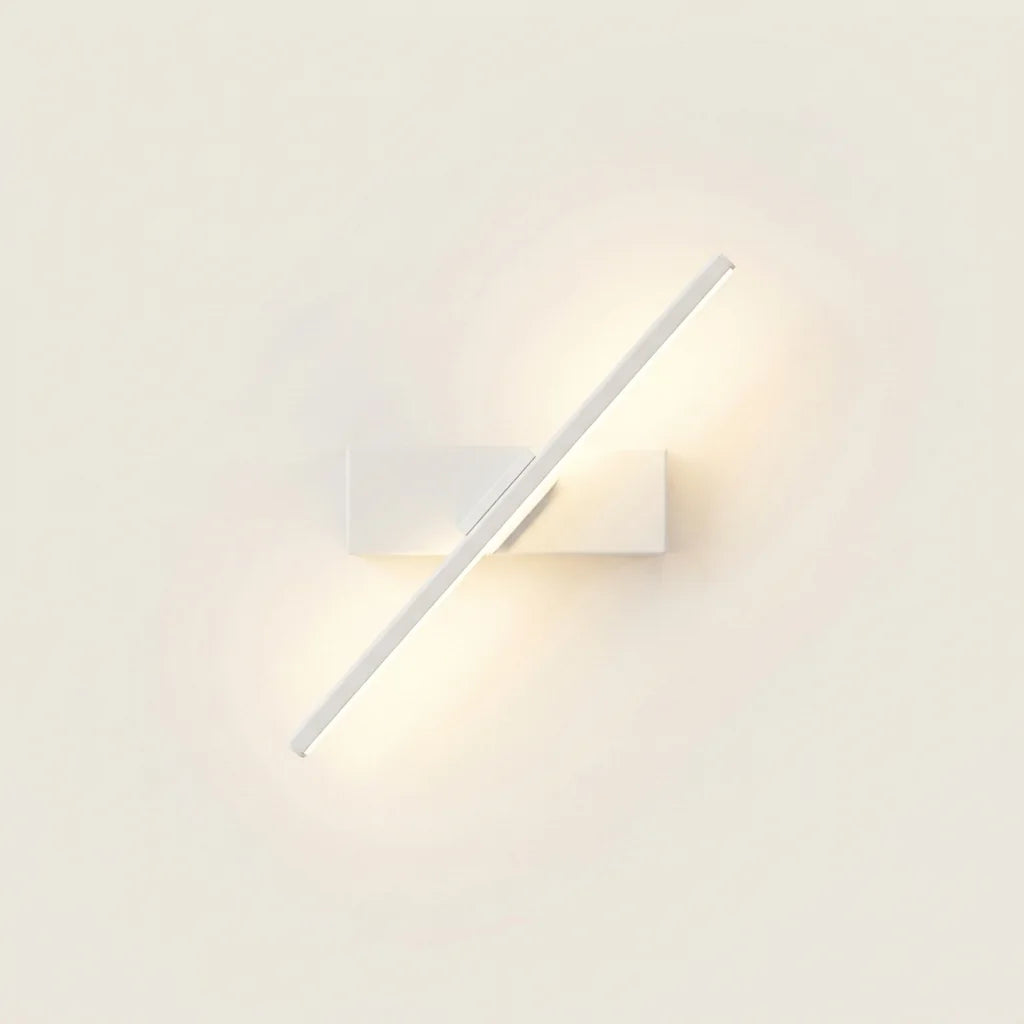 Applique murale LED à barre orientable 330°, finition blanche, allumée