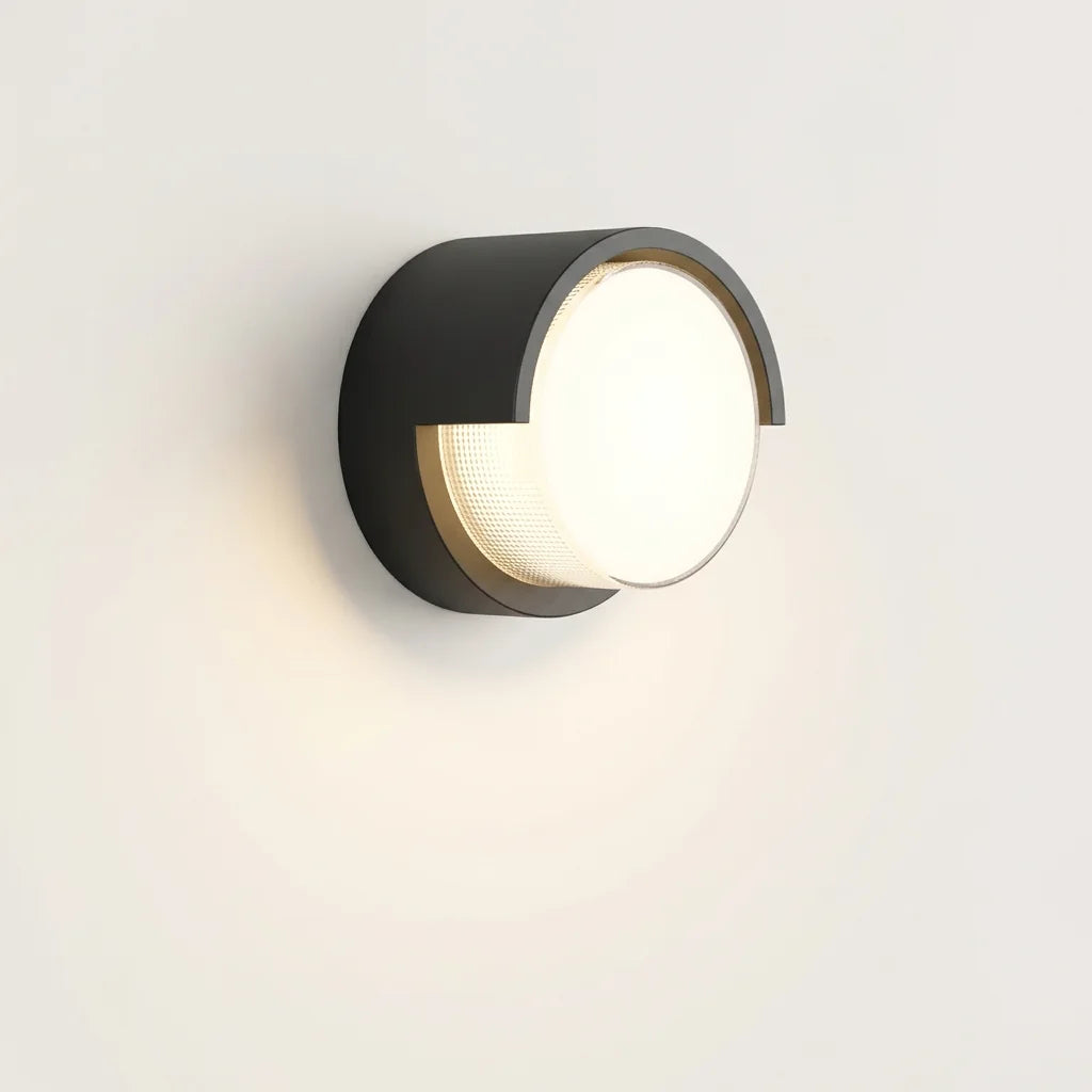 Applique murale LED ronde à visière demi-lune noire