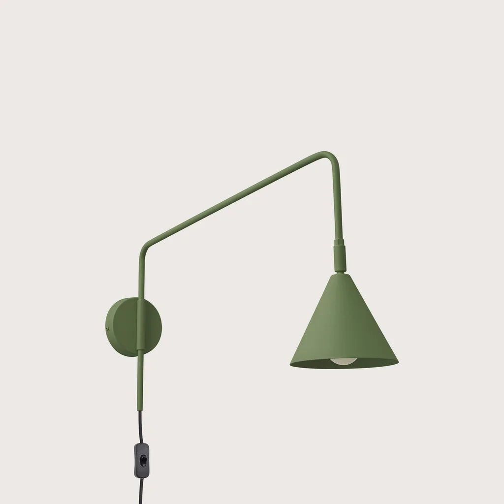 Applique liseuse à long bras et abat-jour conique, coloris vert olive (1 lumière – sans interrupteur)