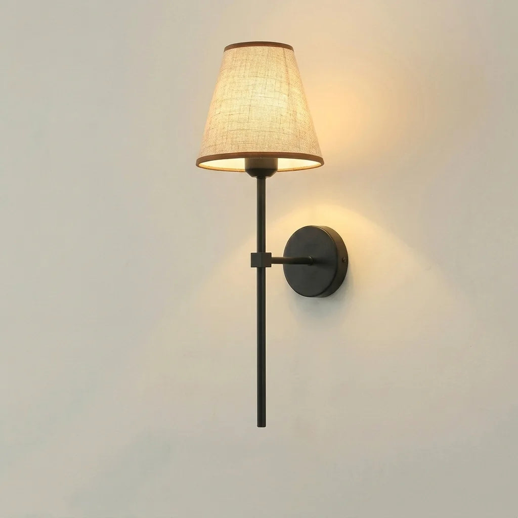 Applique à tige longue noire, abat-jour en lin beige