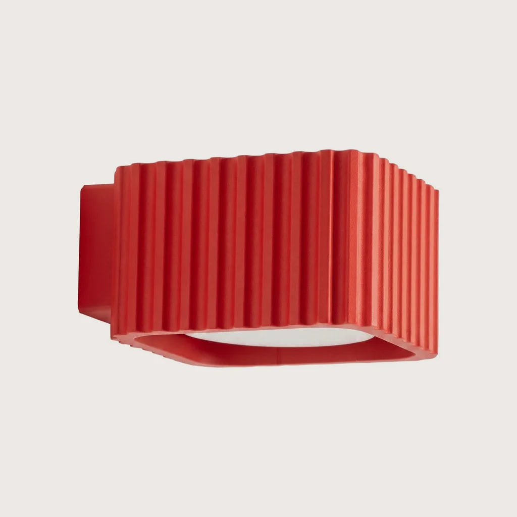 Applique murale carrée cannelée, coloris rouge (GX53)