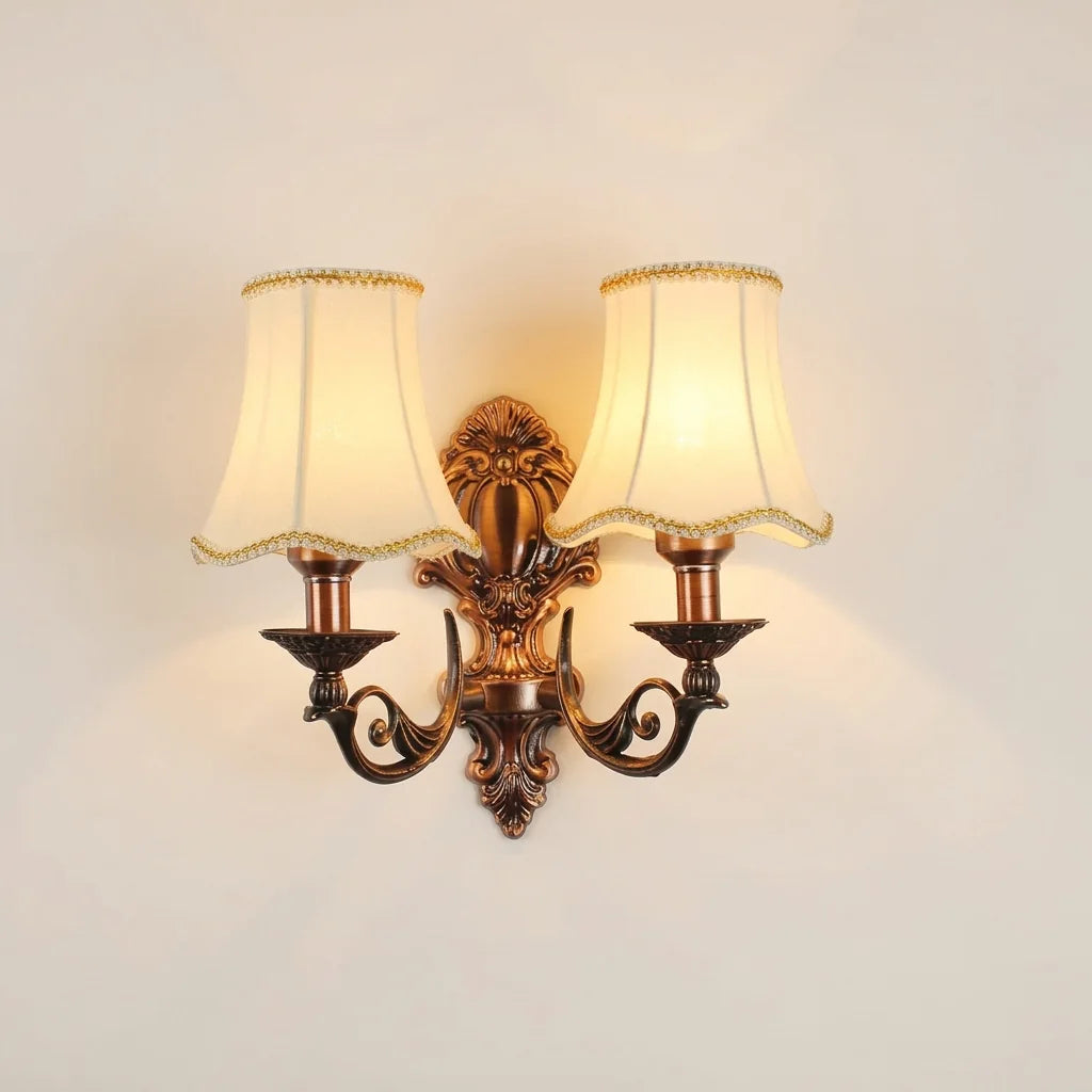 Applique murale classique double bras rouge bronze, abat-jour en tissu