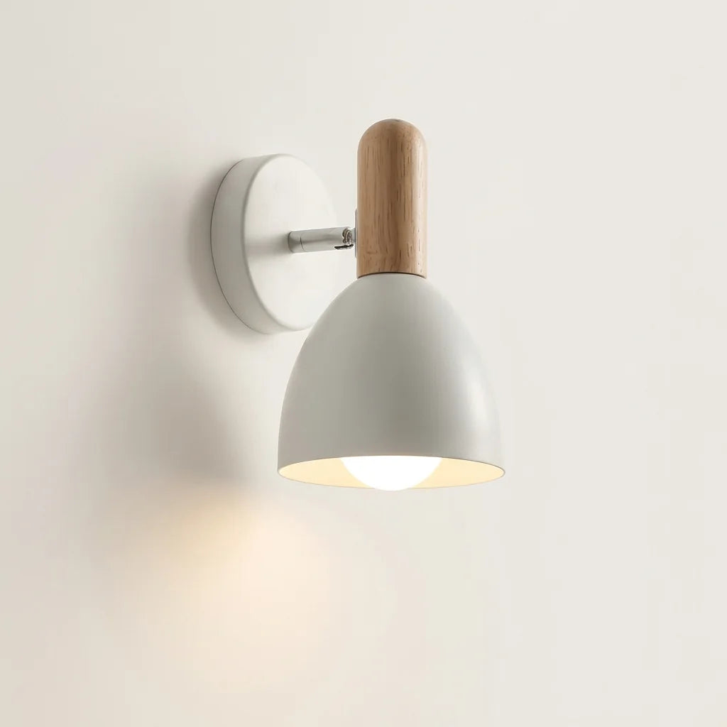 Applique murale cloche blanche et bois, orientable, allumée