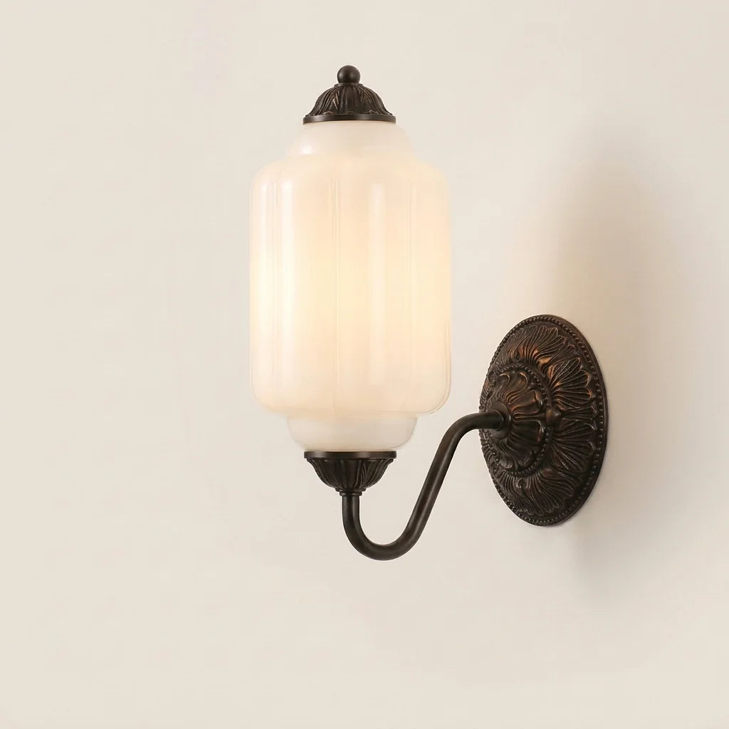 Applique lanterne en verre opalin blanc et bronze noir, modèle A