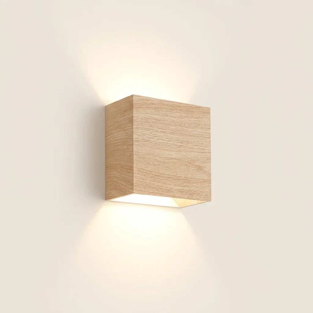 Applique murale LED carrée effet bois clair, lumière haut et bas