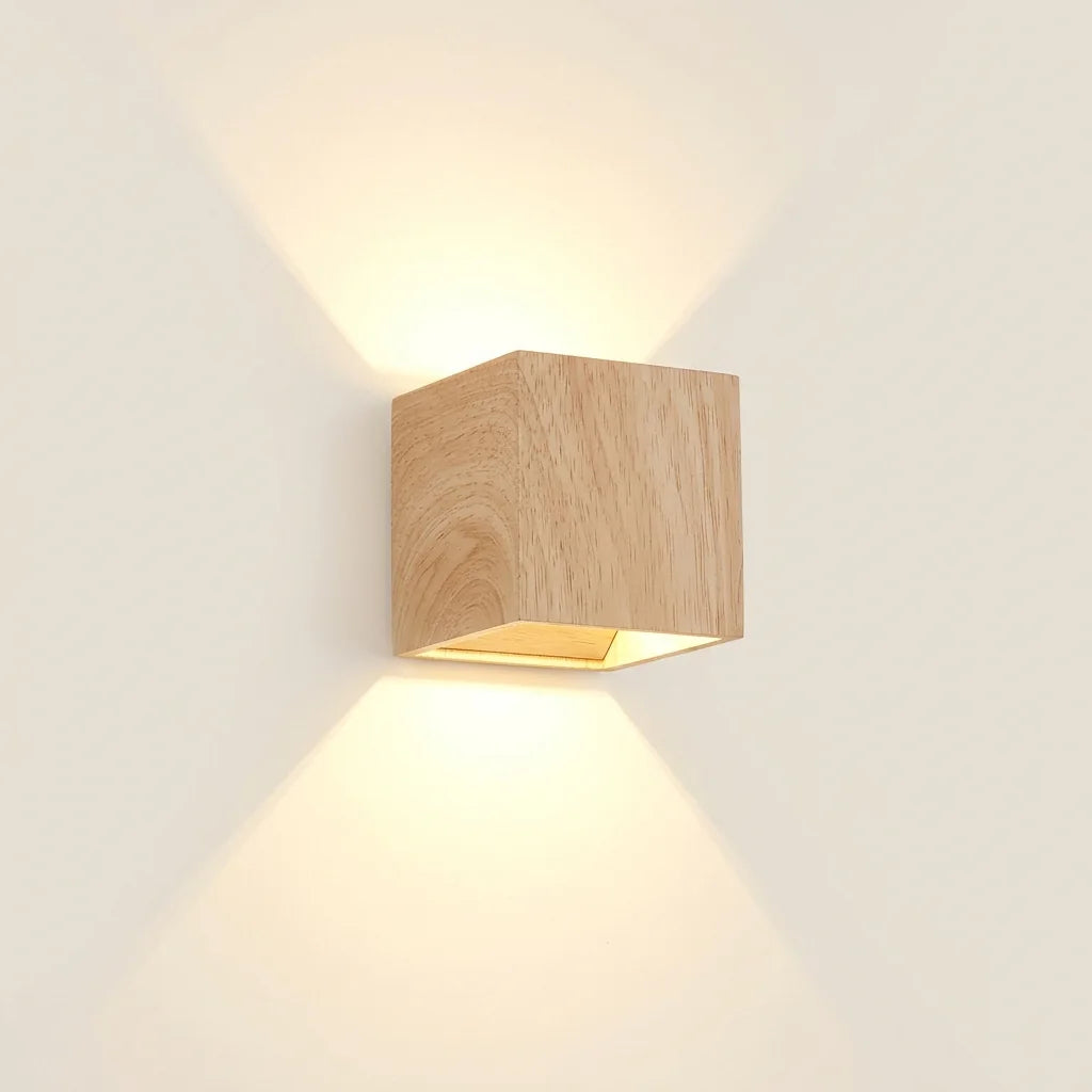 Applique murale cube LED haut et bas effet chêne clair, modèle B