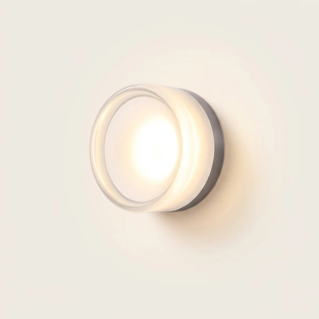 Applique murale LED ronde en verre blanc lisse, allumée