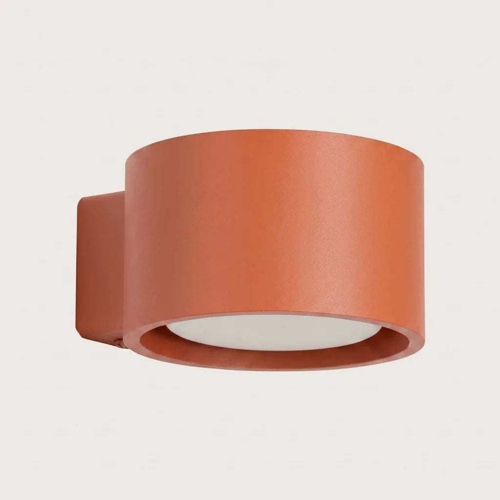 Applique murale ronde extra-plate en aluminium, coloris ocre rouge