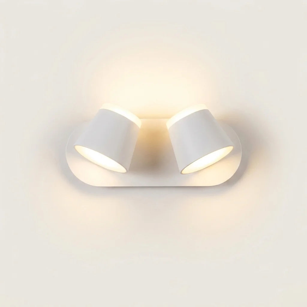 Applique murale LED orientable blanche à deux têtes, allumée