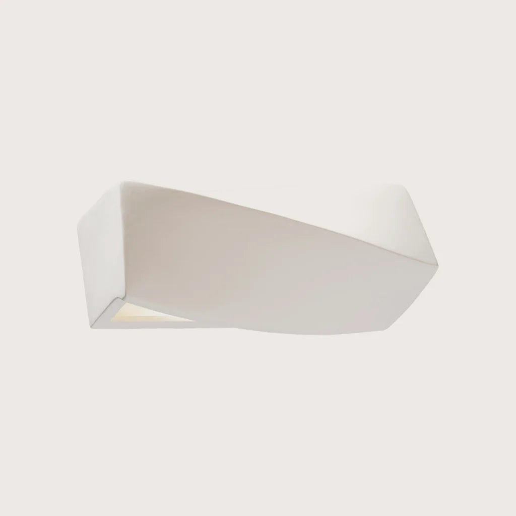 Applique murale torsadée en céramique ou béton, coloris blanc (1 lumière – Mini – céramique)