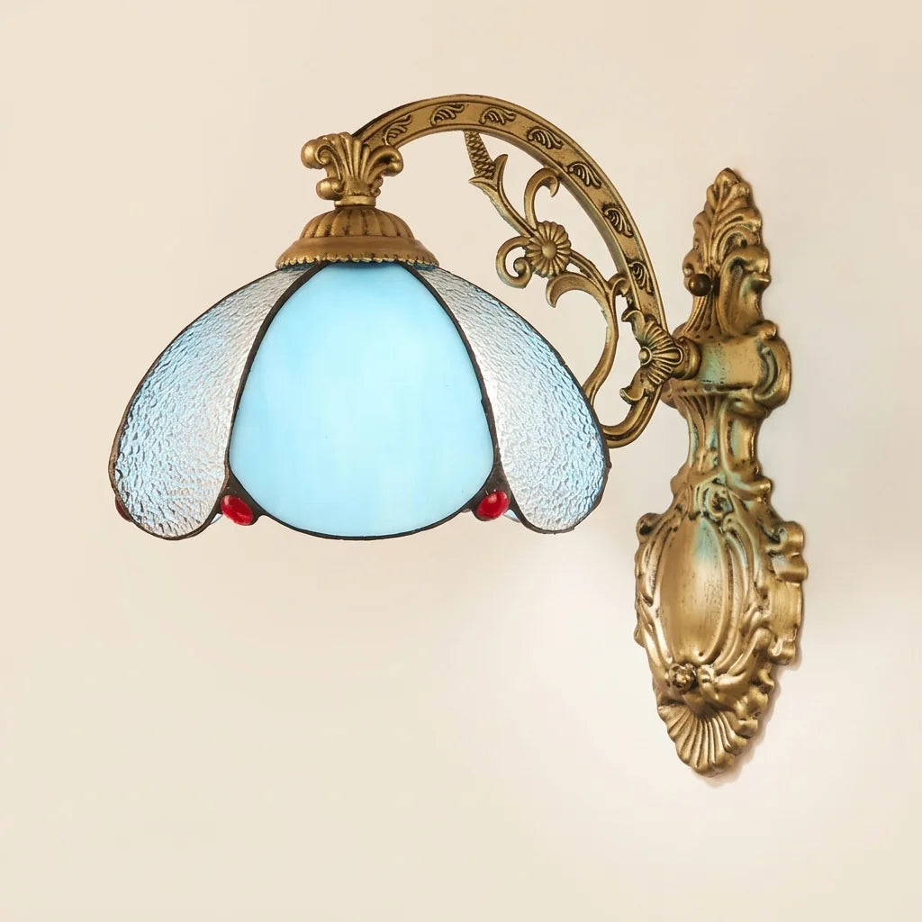 Applique murale Tiffany pétales bleu ciel et verre martelé