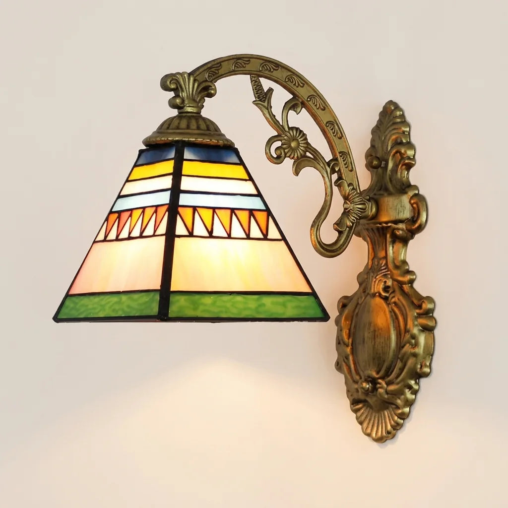 Applique murale Tiffany pyramide à bandes géométriques