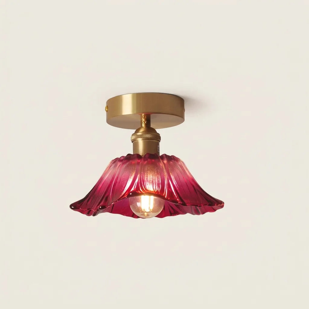 Plafonnier en verre rose en forme de cloche