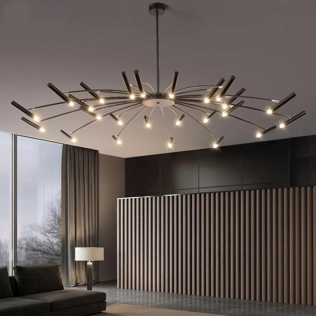 Lustre LED rayonnant allumé dans une ambiance du soir