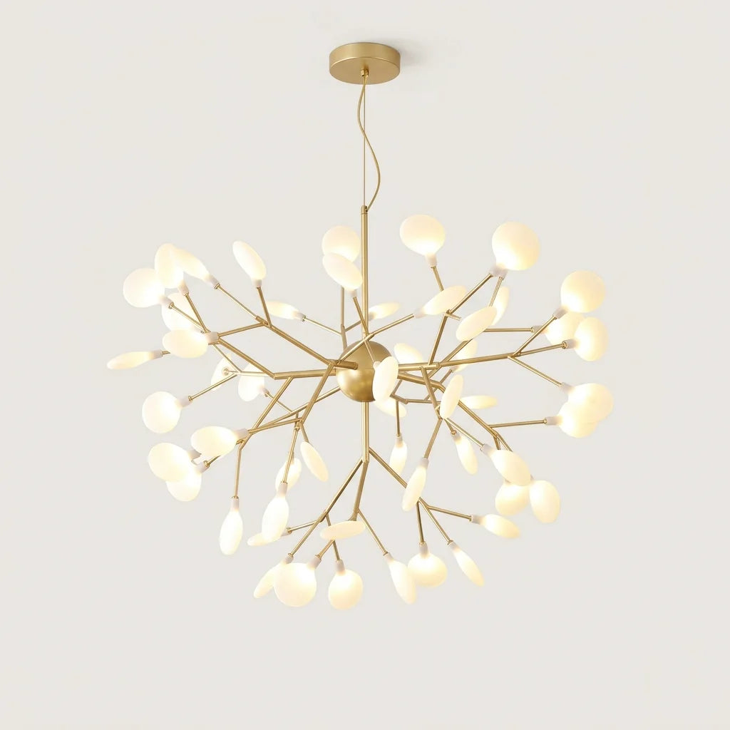 Lustre lucioles à branches dorées et globes en verre mat