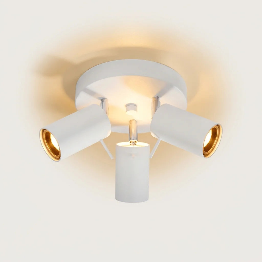 Plafonnier 3 spots orientables sur platine ronde allumé