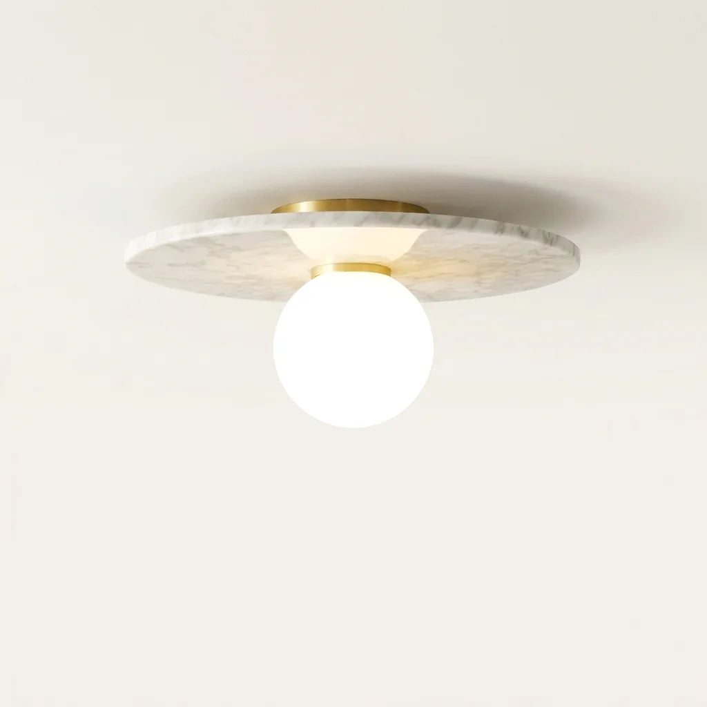 Plafonnier disque en marbre blanc et globe opalin