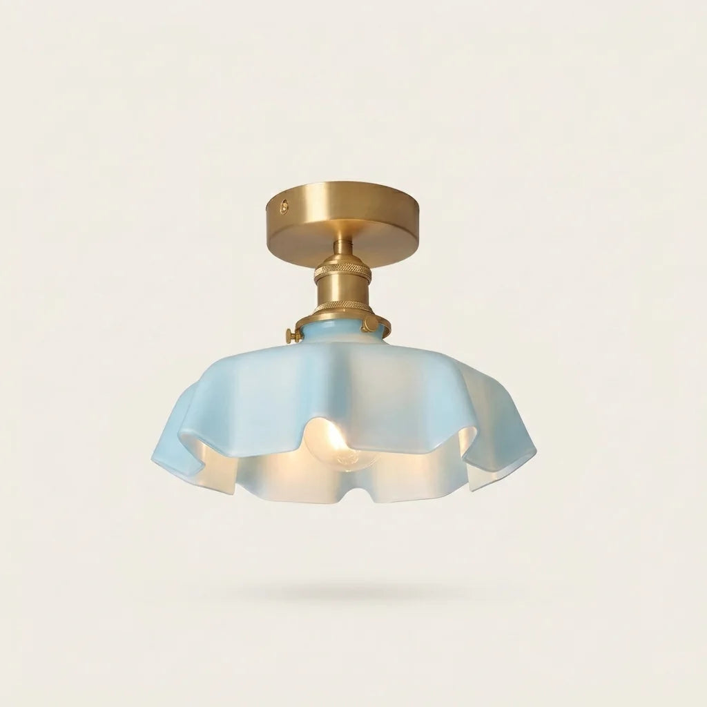 Plafonnier en verre ondulé bleu clair