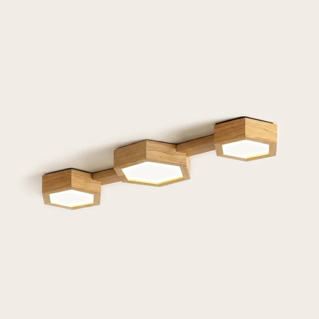 Trois hexagones en bois reliés, modèle B