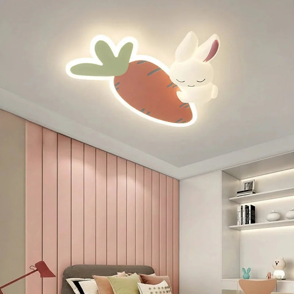 Plafonnier lapin dans une chambre de fille rose