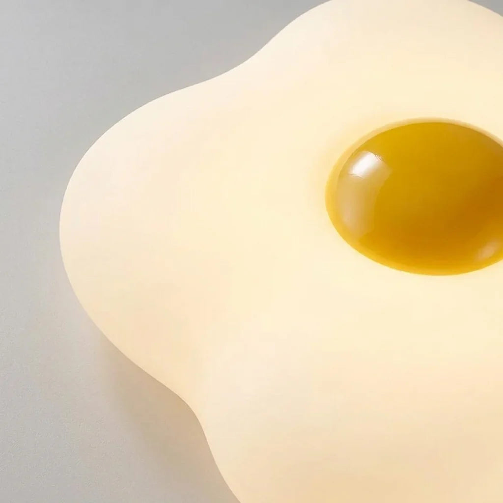 Diffuseur crème et cœur jaune en gros plan