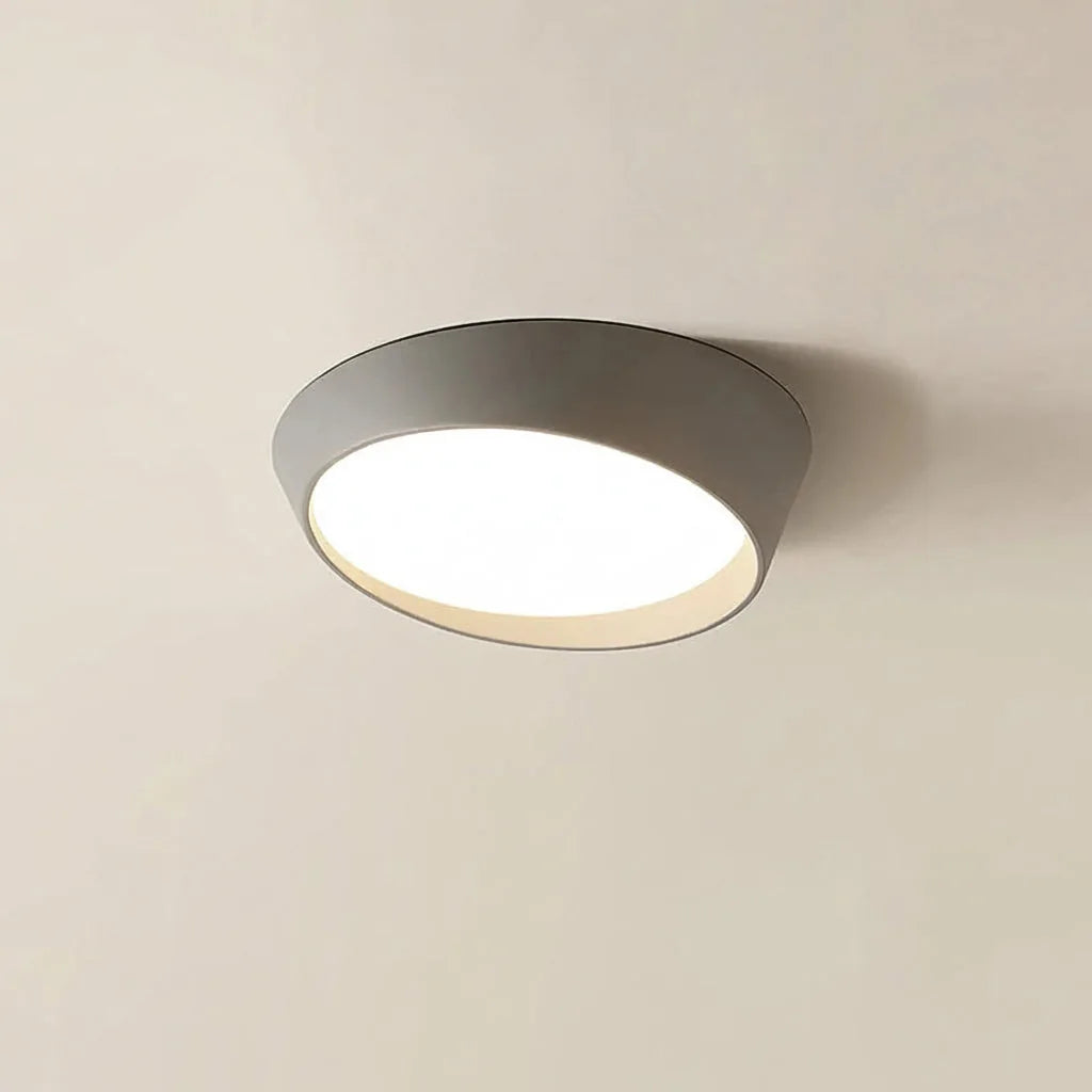 Plafonnier tambour gris dans un intérieur beige