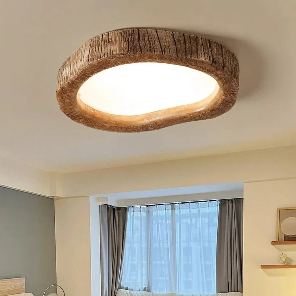 Plafonnier effet écorce dans un salon lumineux