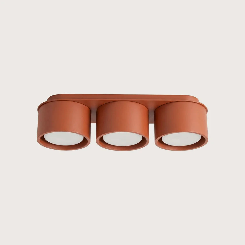 Plafonnier rond extra-plat en aluminium, coloris ocre rouge (3 lumières)