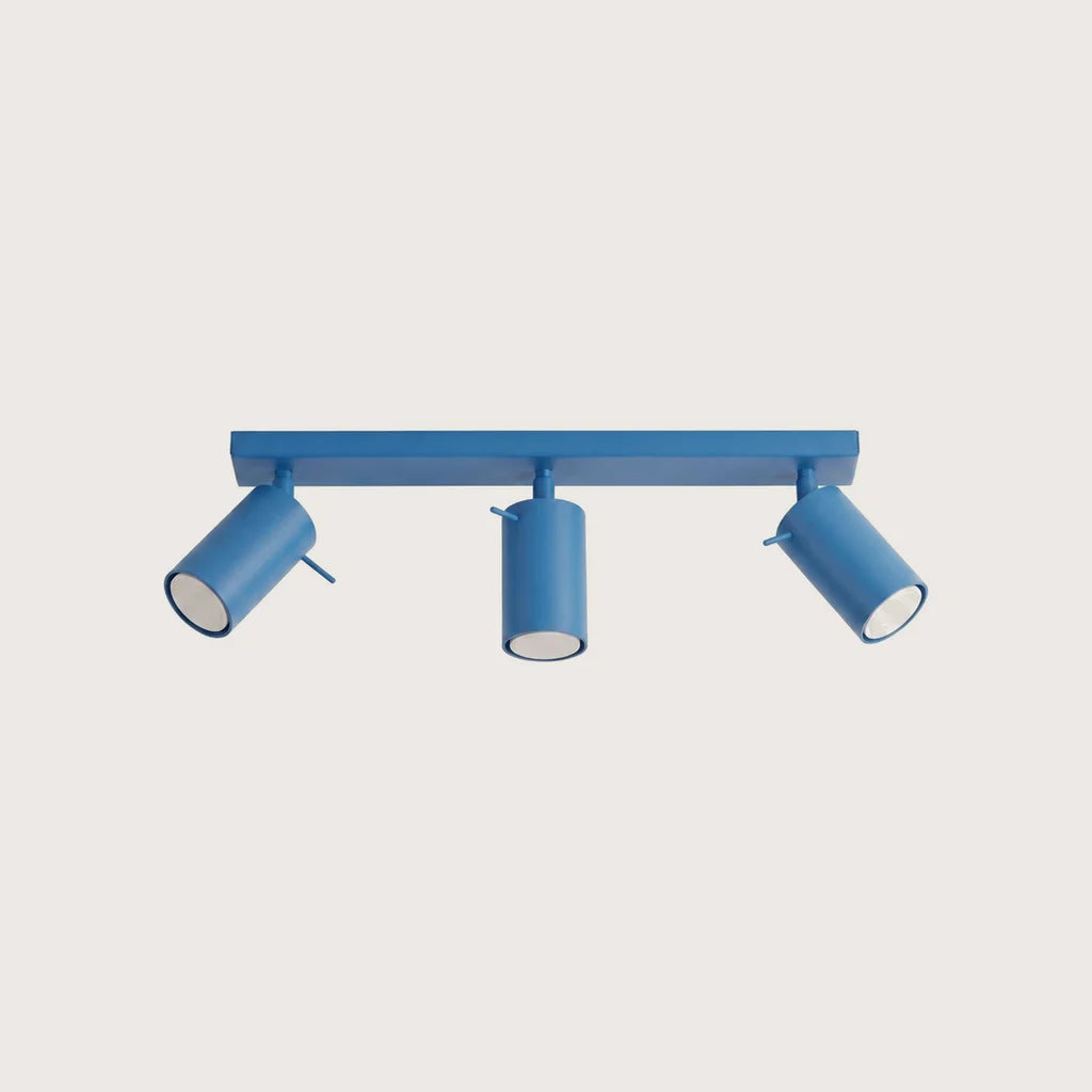 Plafonnier spots orientables tubes, coloris bleu clair (3 lumières – barre 45 cm)
