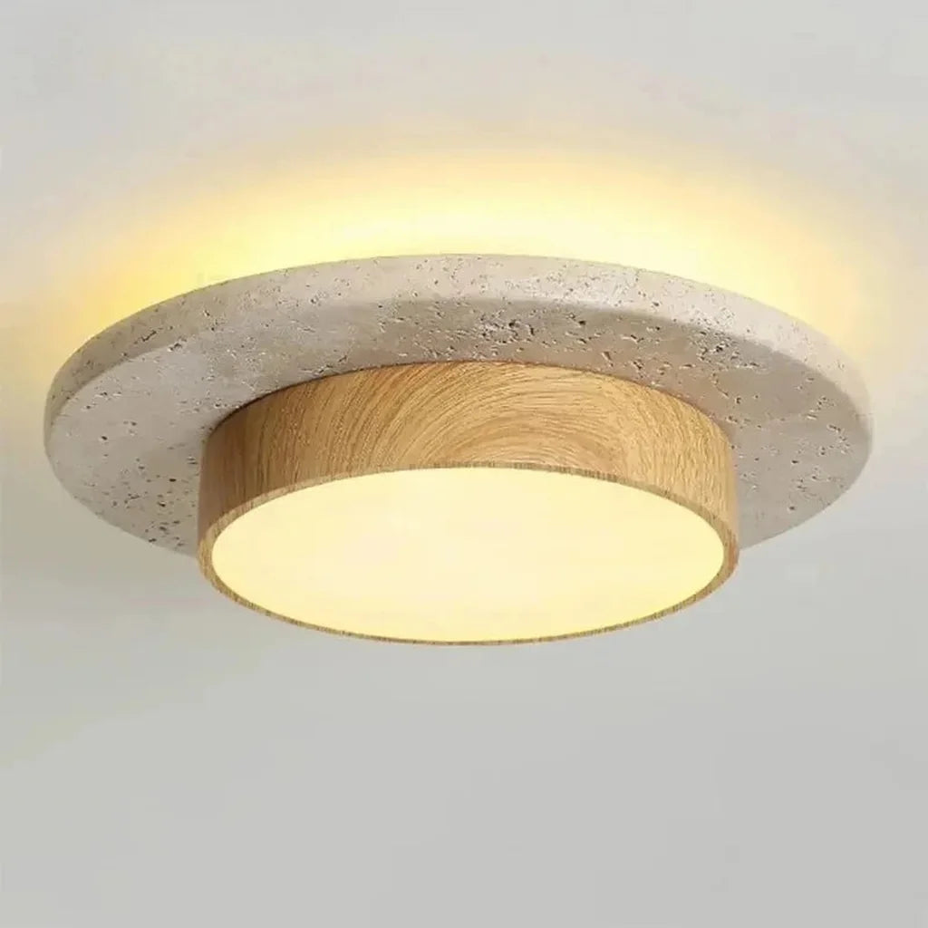 Travertin et cadre en bois avec halo lumineux, vus de près