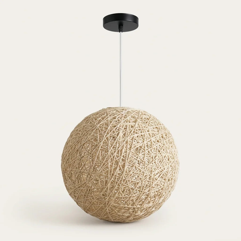 Suspension boule en rotin tressé beige