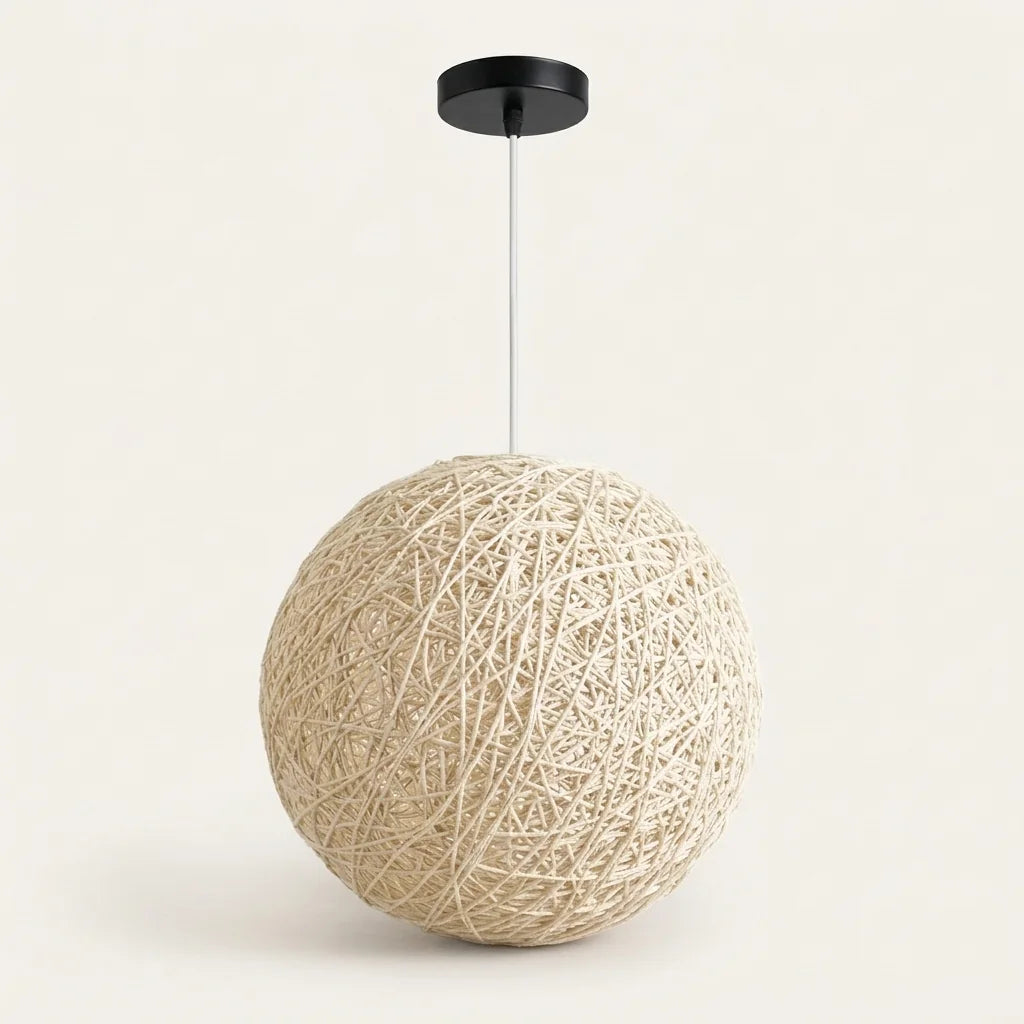 Suspension boule en rotin tressé crème