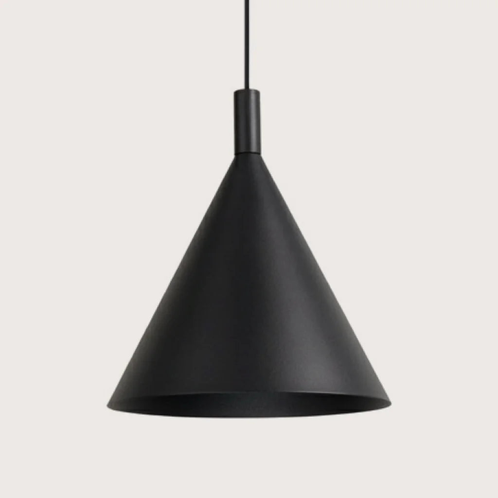 Suspension cône en acier, coloris noir (1 lumière – Ø 25 cm)