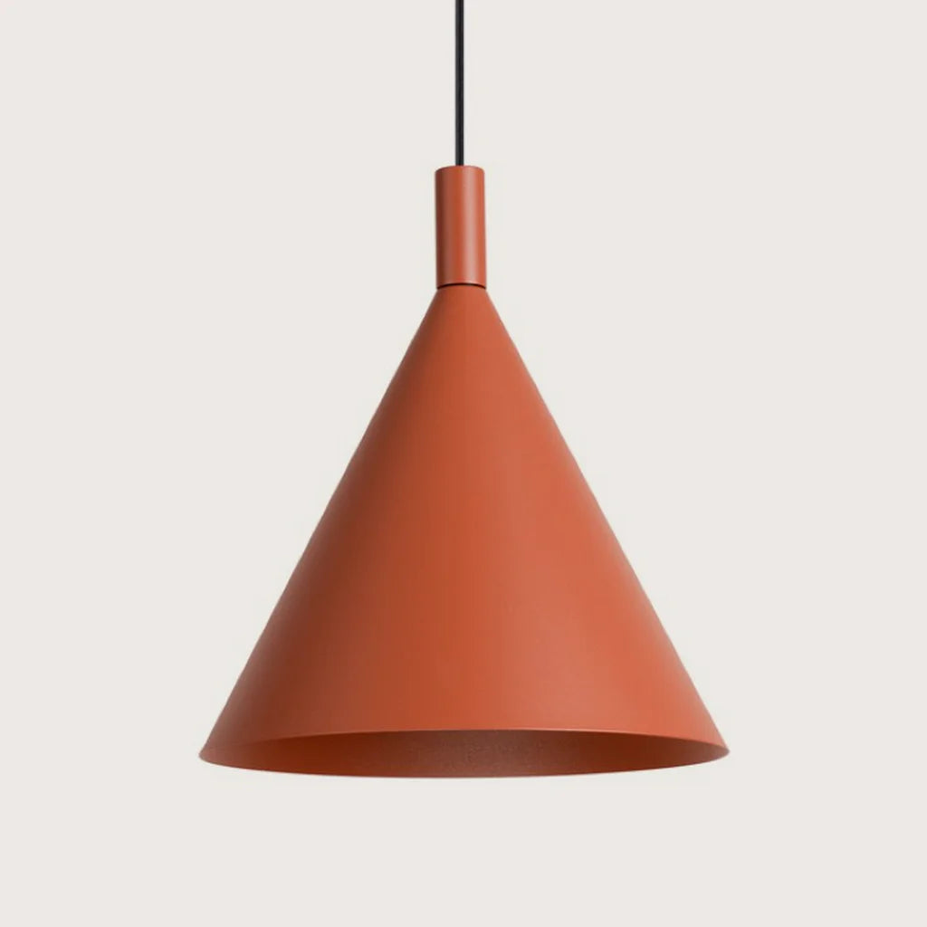 Suspension cône en acier, coloris ocre rouge (1 lumière – Ø 25 cm)
