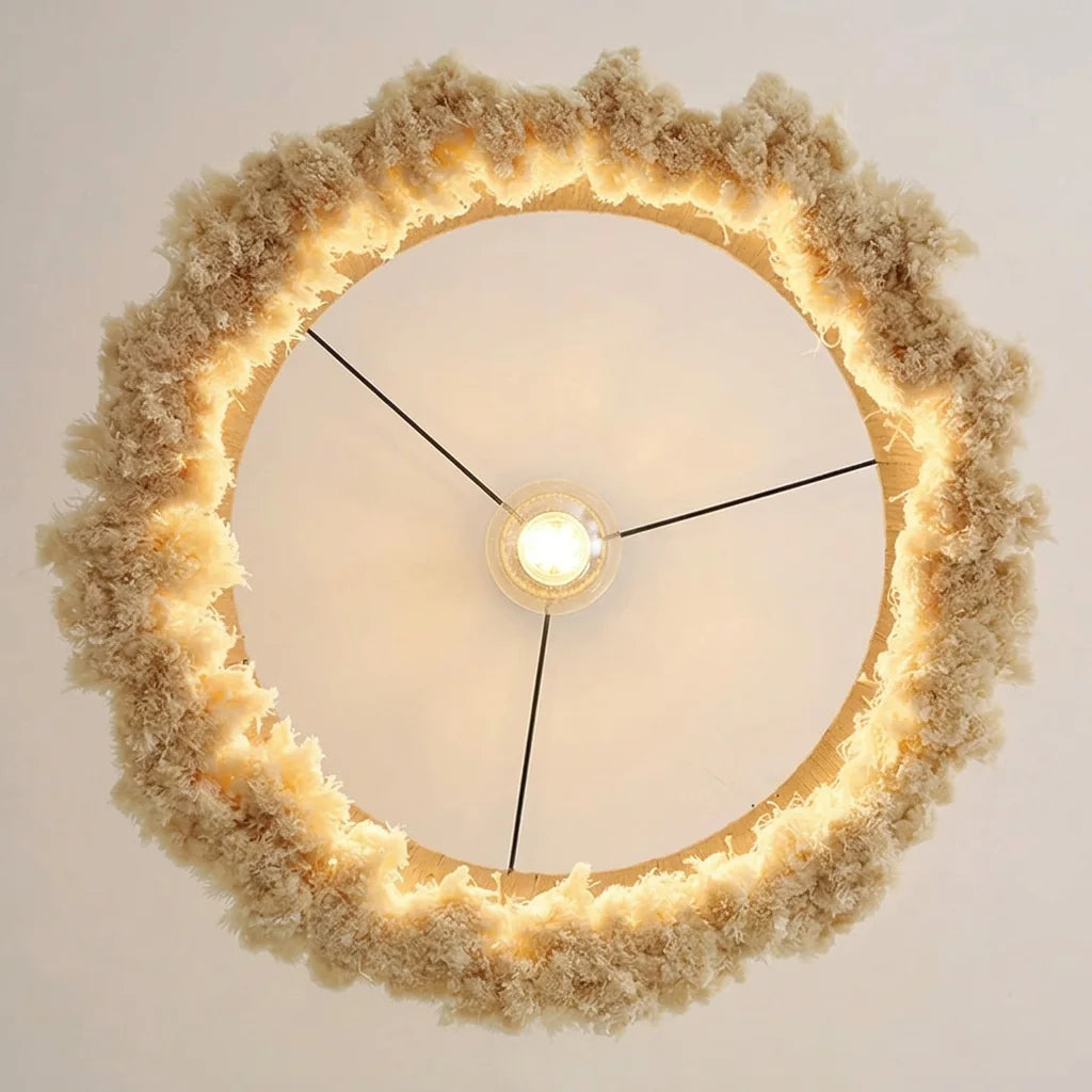 Franges de coton éclairées vues de dessous